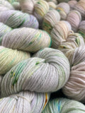 Beeston Bump - Hand dyed 4ply/sock yarn 100g/425m superwash merino, nylon blend