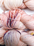 Ama - Hand dyed DK yarn 100g/225M superwash merino