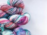 Vintage Christmas - Hand dyed-  DK - yarn - 100g/225m - superwash merino - nylon