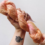 Muscula - Hand dyed - sock weight yarn - 100g/350m - Kid Silk Fluff