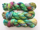Hendricks - Hand dyed DK yarn 100g/225M superwash merino