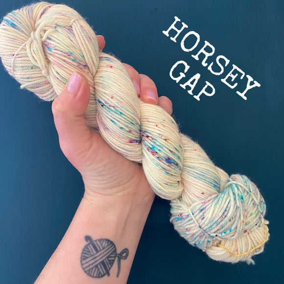 Horsey Gap - Hand dyed DK yarn 100g/225M superwash merino