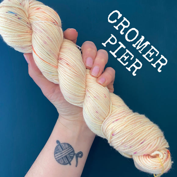 Cromer Pier - Hand dyed DK yarn 100g/225M superwash merino