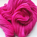 Follow The Sun - Hand dyed DK yarn 100g/225M superwash merino
