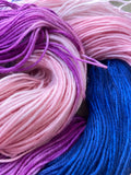 DANA - Hand dyed 4ply/sock yarn 100g/425m superwash merino, nylon blend