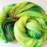 Princes Plume - Hand dyed 4ply/sock yarn 100g/425m superwash merino, nylon blend